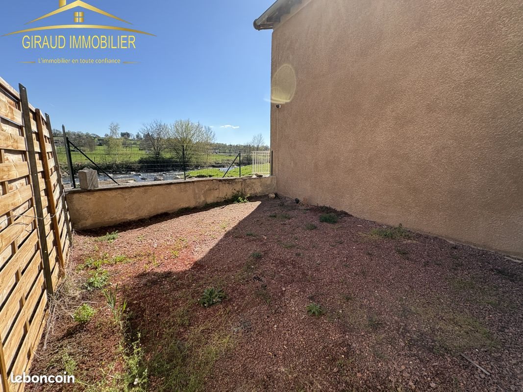 Appartement à vendre, 524m², Charlieu