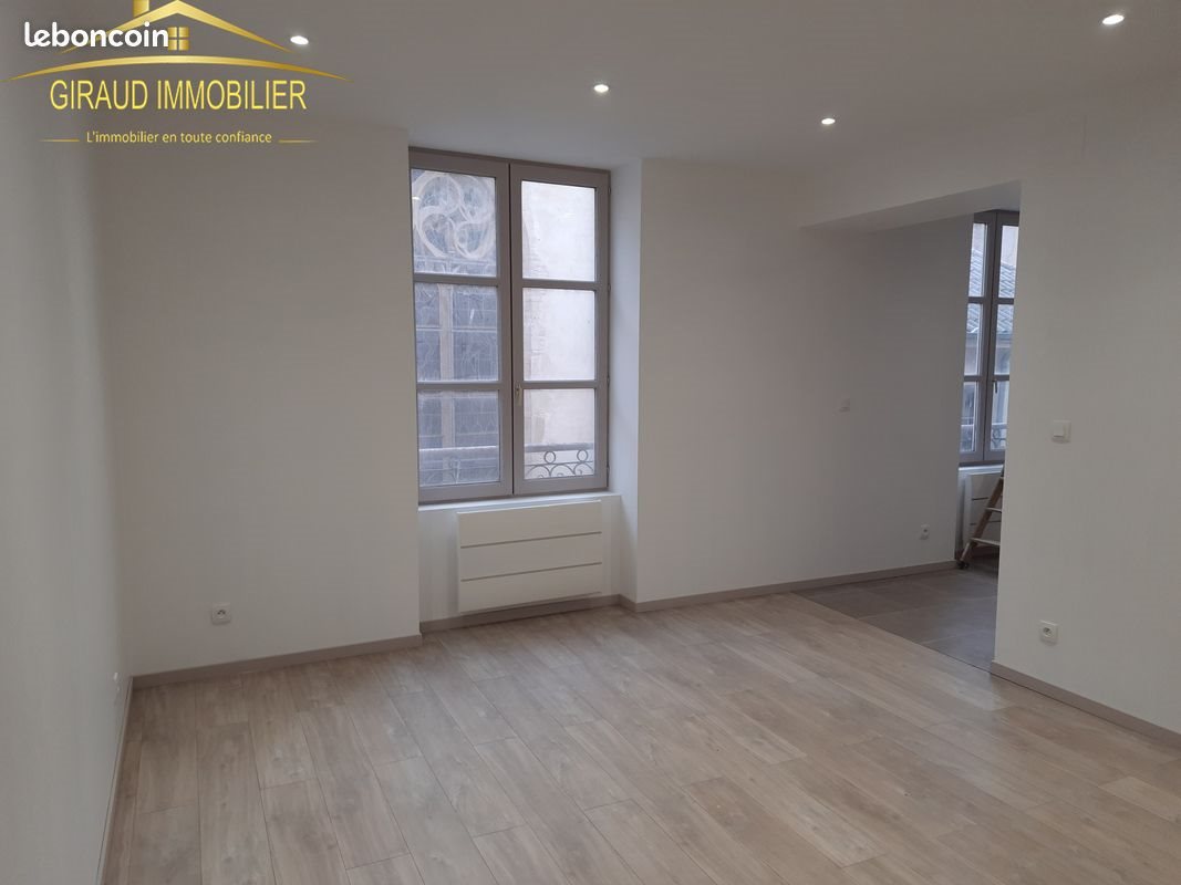 Appartement à louer, 46m², Charlieu