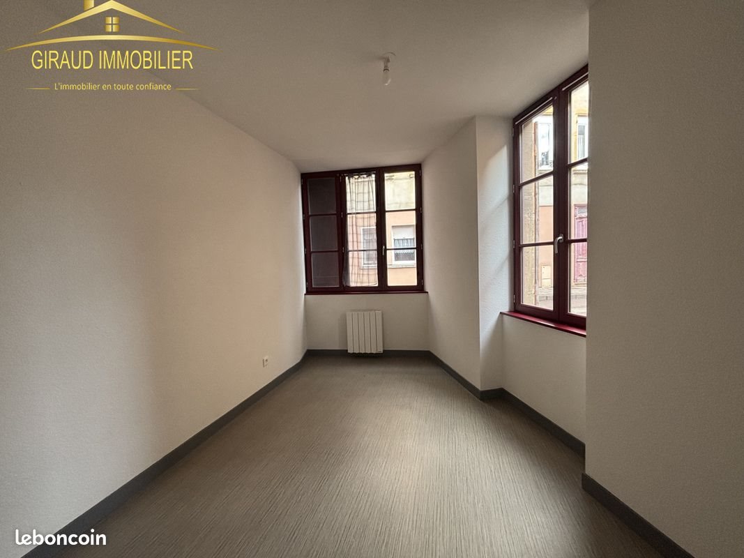 Appartement à louer, 33m², Charlieu