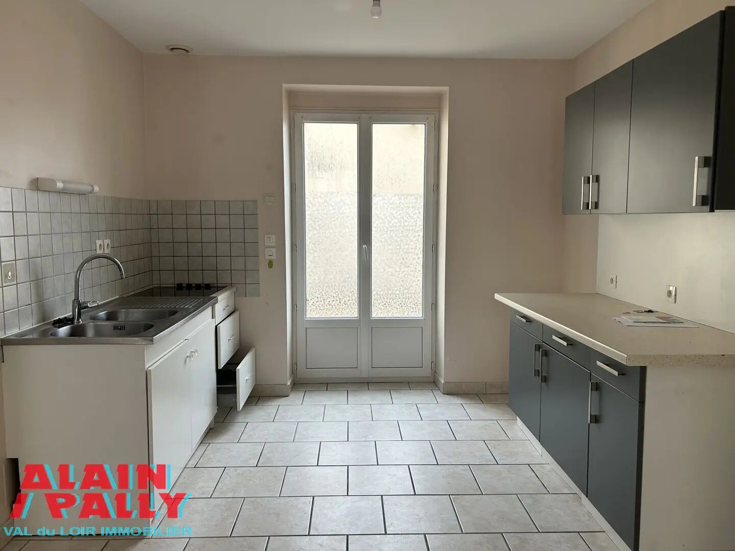 Appartement à louer, 57m², Bonneval