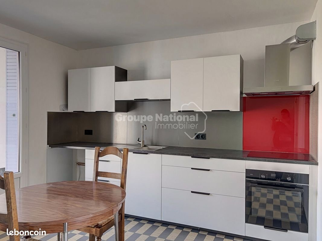 Appartement à louer, 84m², Berre-l'Etang