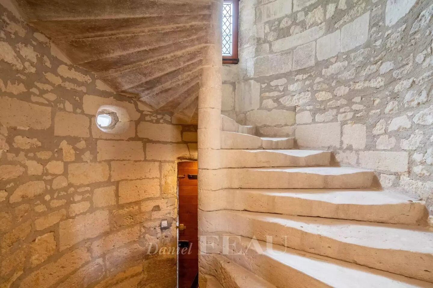Maison à vendre, 209m², Saint-Restitut