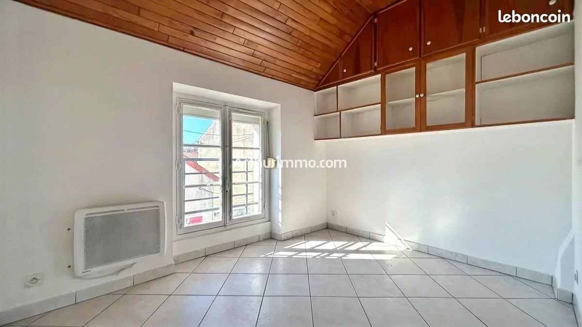 Appartement à louer, 26m², Sucy-en-Brie