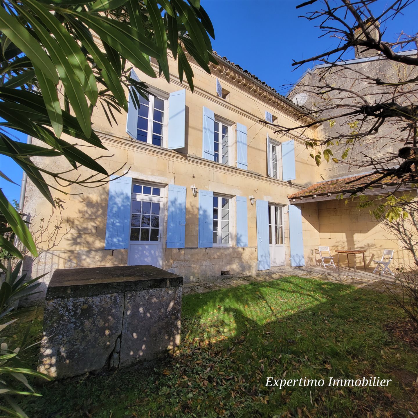 Maison à vendre, 165m², Saint-Genis-de-Saintonge