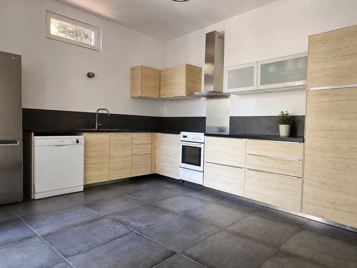 Maison à vendre, 188m², Ceyreste