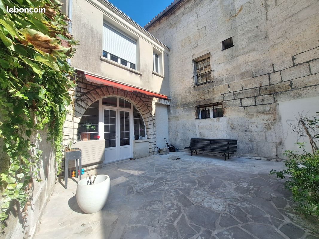Maison à vendre, 193m², Angoulême