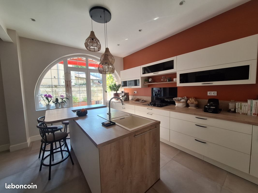 Maison à vendre, 193m², Angoulême