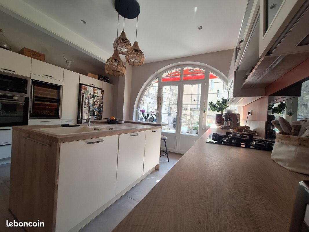 Maison à vendre, 193m², Angoulême