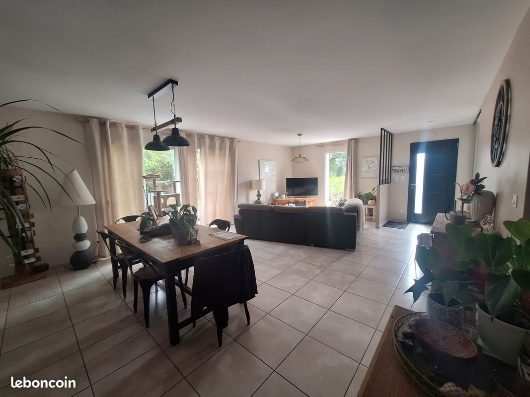 Maison à vendre, 101m², Linars