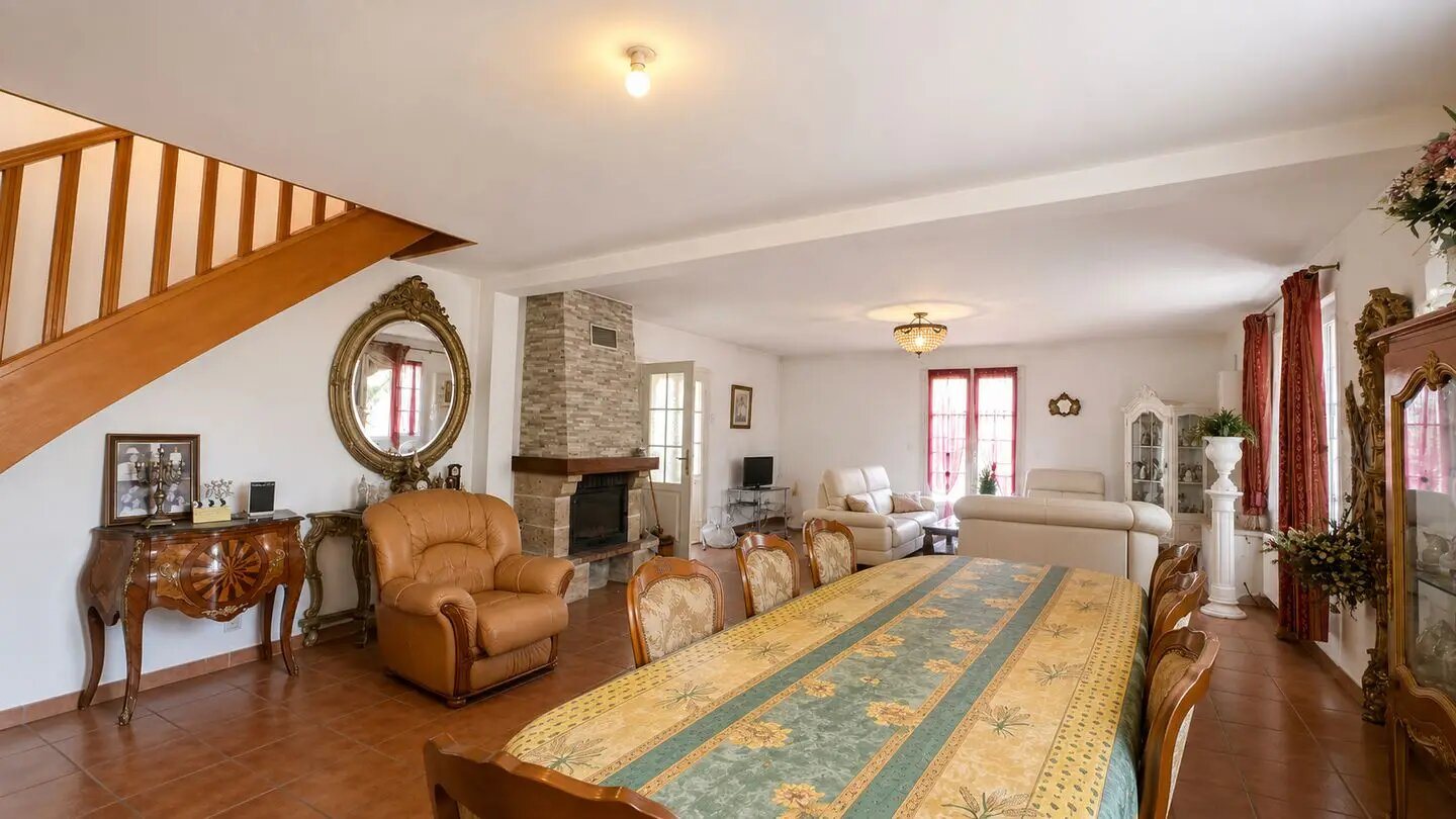 Maison à vendre, 162m², Courville-sur-Eure