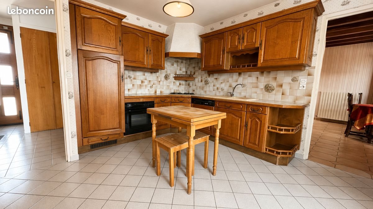 Maison à vendre, 115m², Saint-Arnoult-des-Bois
