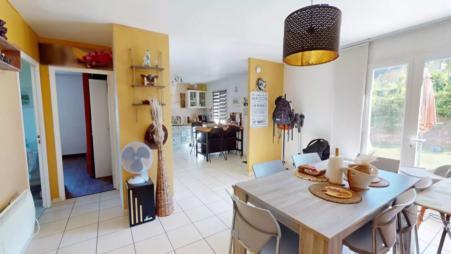 Maison à vendre, 81m², Arcisses