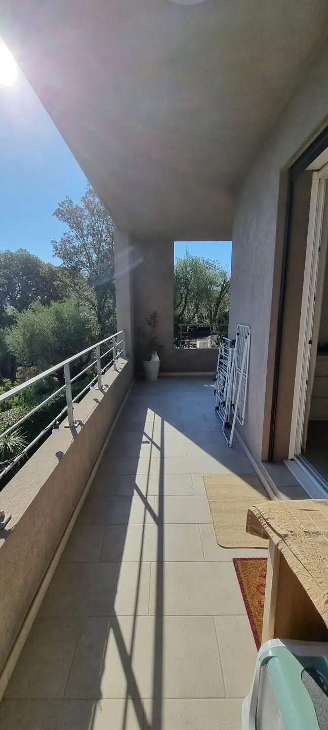 Appartement à louer, 66m², Sotta