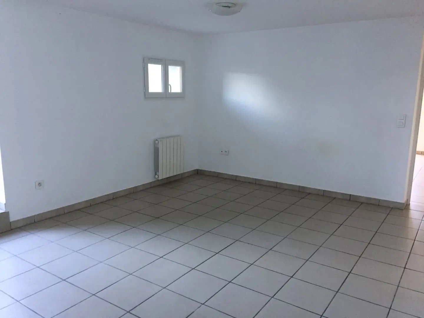 Appartement à louer, 66m², Ghisonaccia