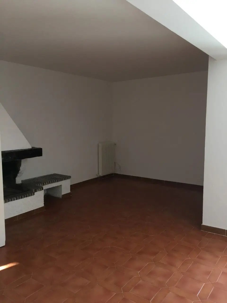 Appartement à louer, 81m², Ghisonaccia