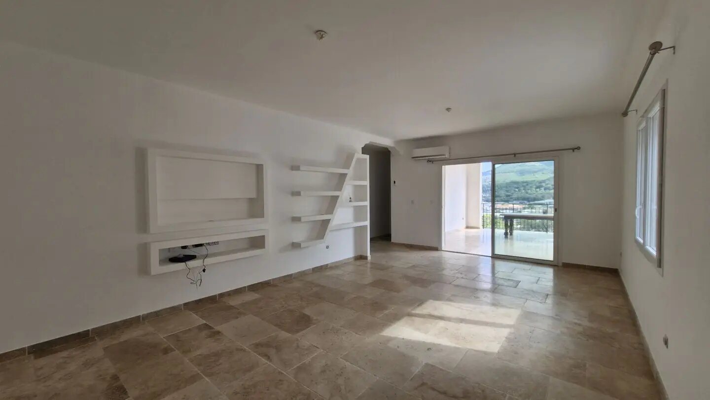 Appartement à louer, 95m², Corte