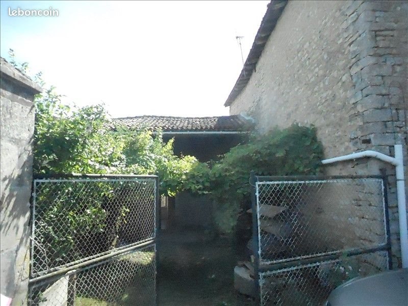 Maison à louer, 105m², Pamproux