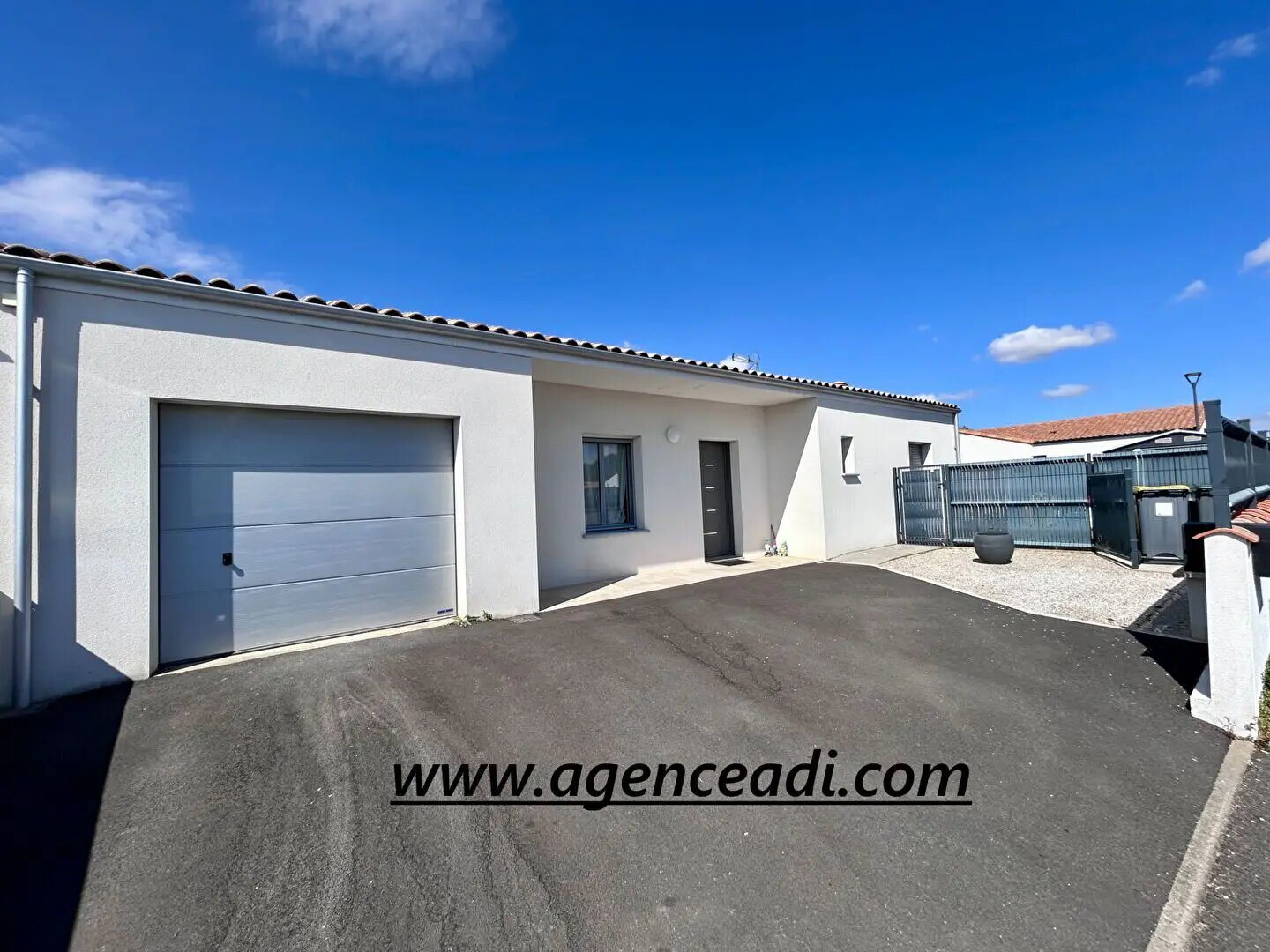 Maison à vendre, 107m², La Crèche