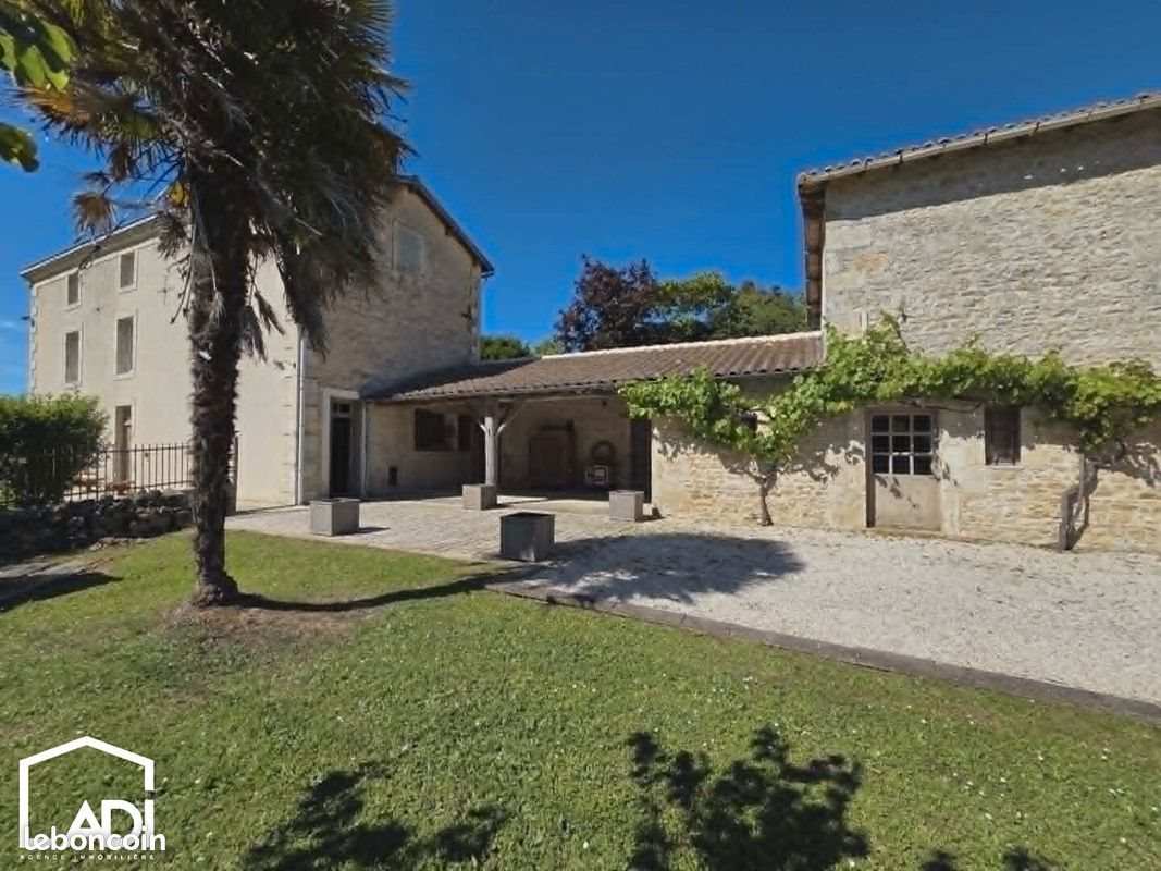 Maison à vendre, 208m², Nanteuil