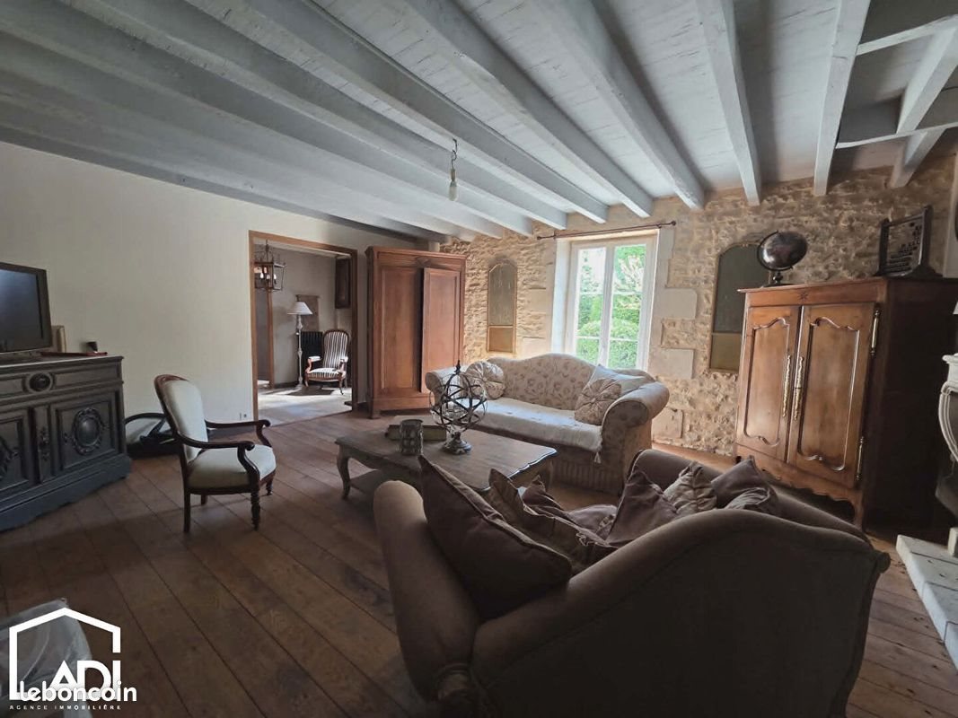Maison à vendre, 208m², Nanteuil