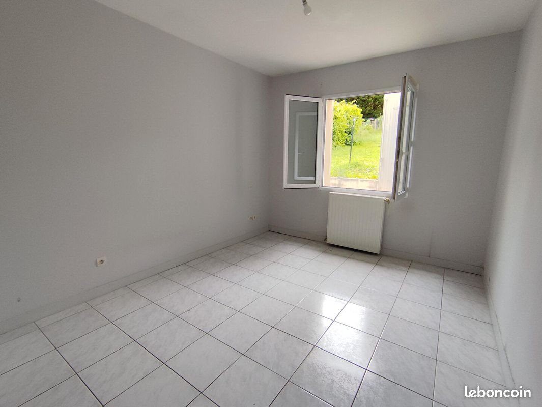Maison à louer, 98m², Nanteuil