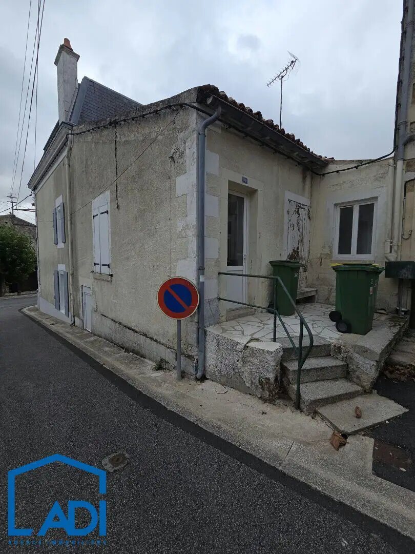 Maison à vendre, 41m², Champdeniers-Saint-Denis