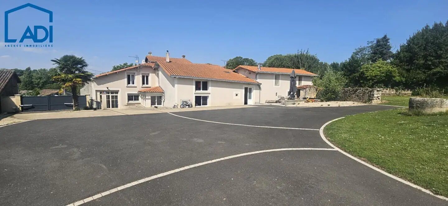 Maison à vendre, 206m², Saivres