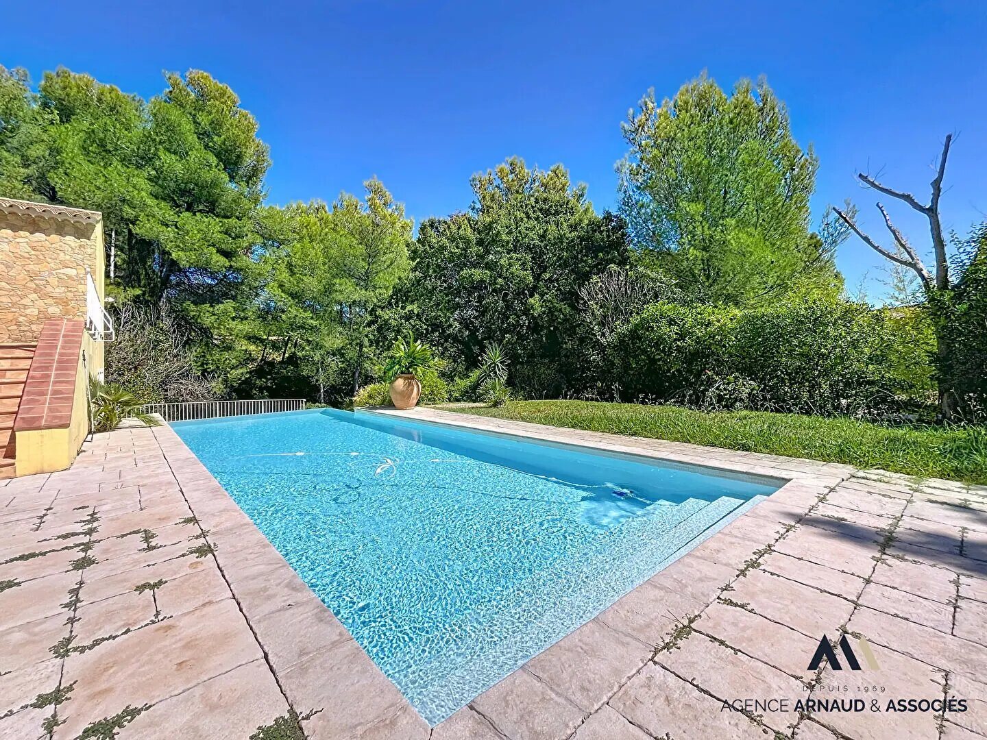 Maison à vendre, 245m², Saint-Cyr-sur-Mer