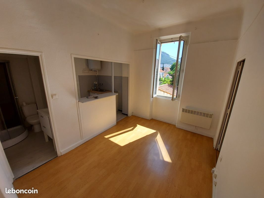 Appartement à louer, 29m², Toulon