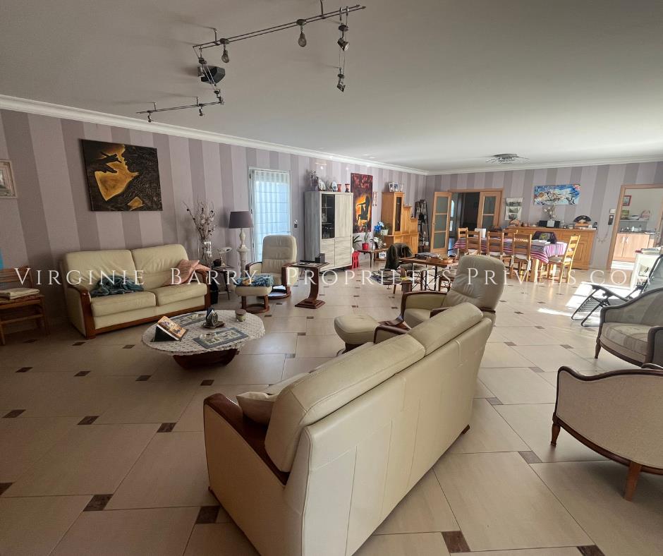 Maison à vendre, 300m², Échillais