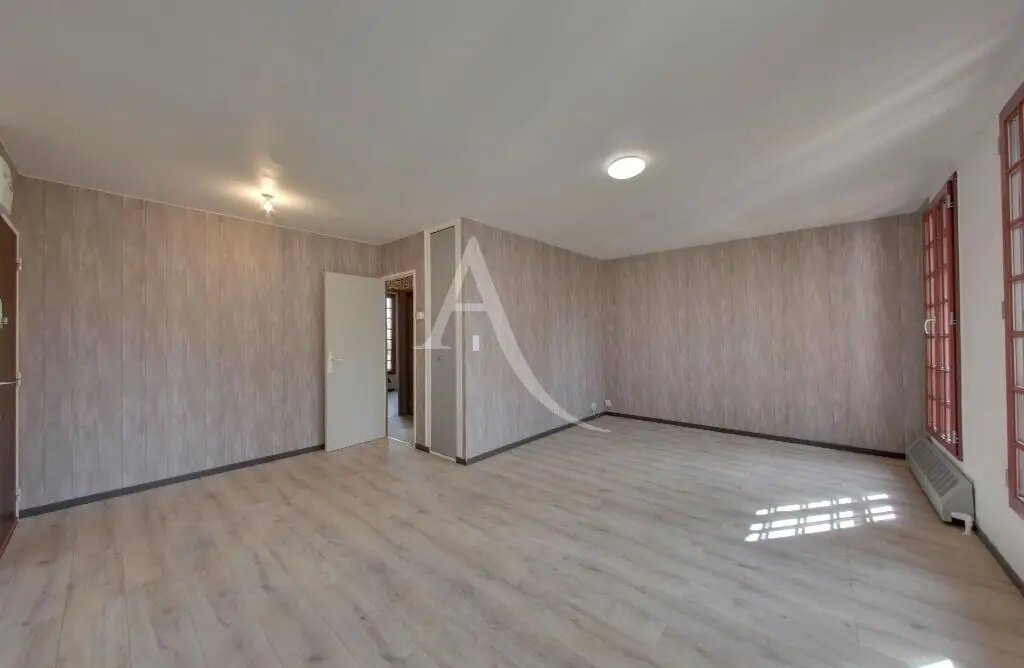 Appartement à louer, 48m², Auxerre