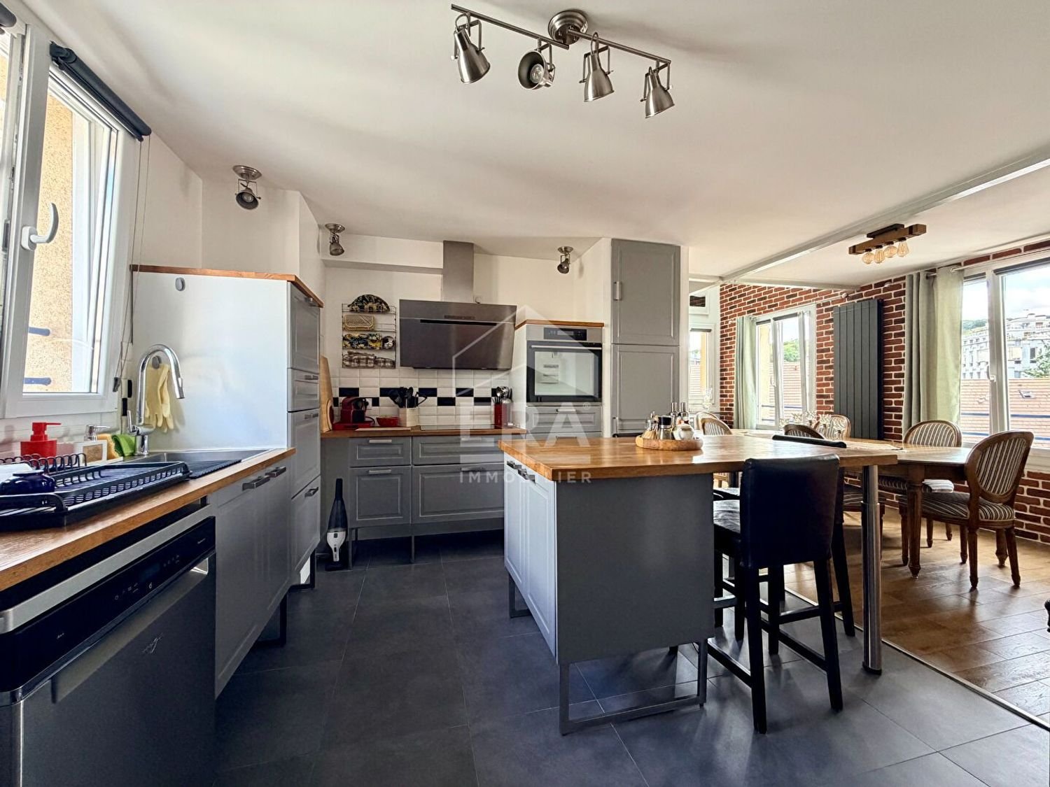 Appartement à louer, 124m², Sèvres