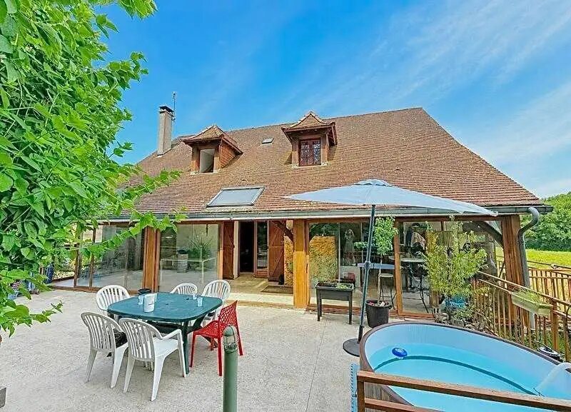 Maison à vendre, 173m², Hautefort