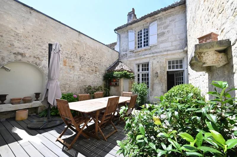 Maison à vendre, 167m², Angoulême