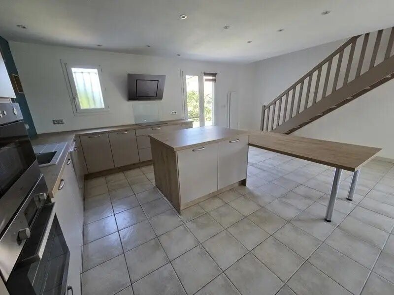 Maison à vendre, 86m², Saint-Médard-de-Guizières
