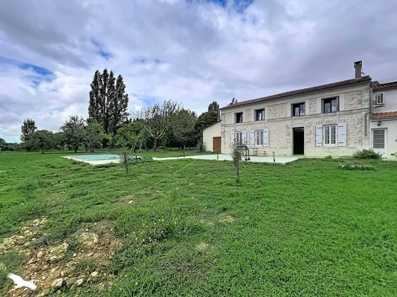Maison à vendre, 268m², Bords