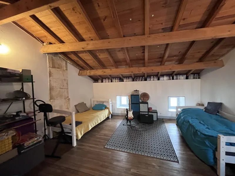 Maison à vendre, 93m², Montmoreau-Saint-Cybard