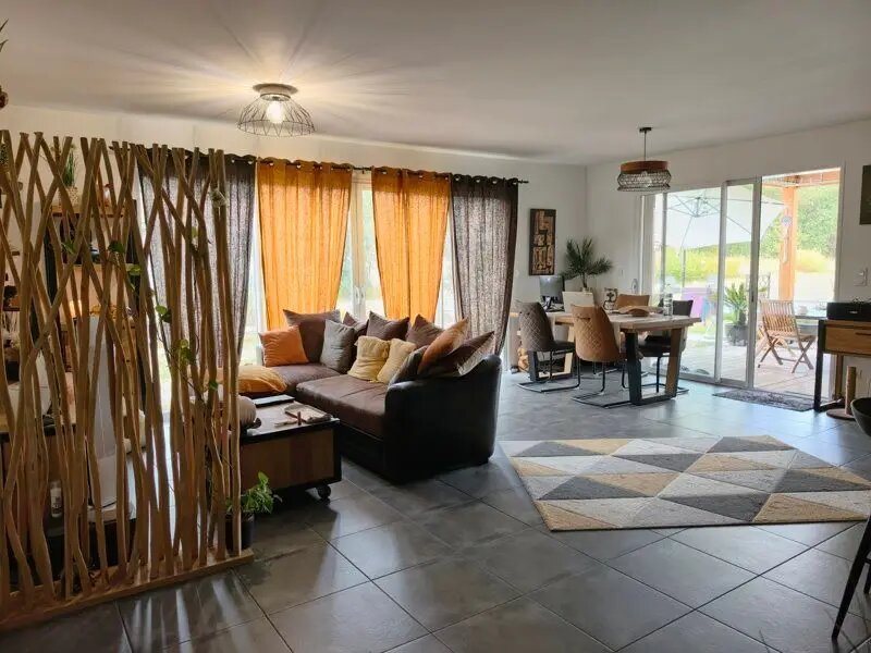 Maison à vendre, 104m², Salles