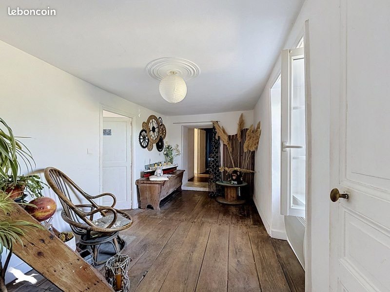 Maison à vendre, 143m², Châteauneuf-la-Forêt