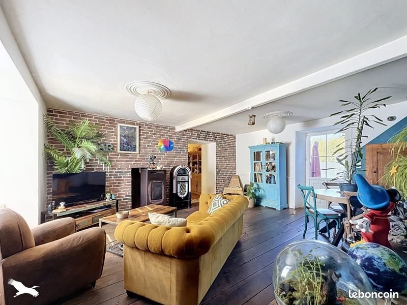 Maison à vendre, 143m², Châteauneuf-la-Forêt