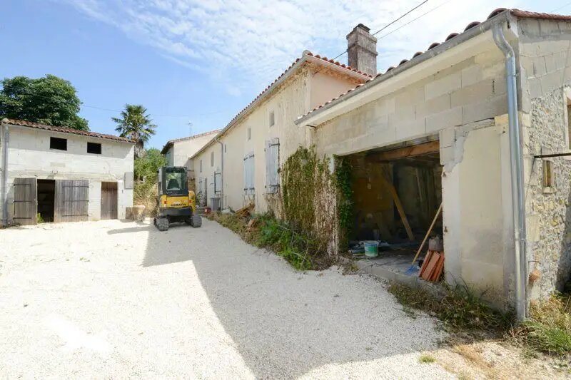 Maison à vendre, 152m², Touvre