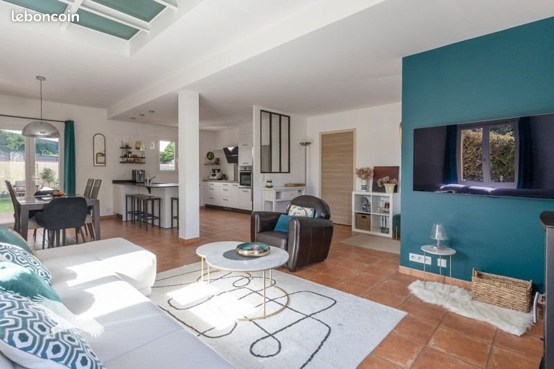Maison à vendre, 146m², Auriac-sur-Vendinelle