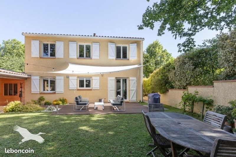 Maison à vendre, 146m², Auriac-sur-Vendinelle