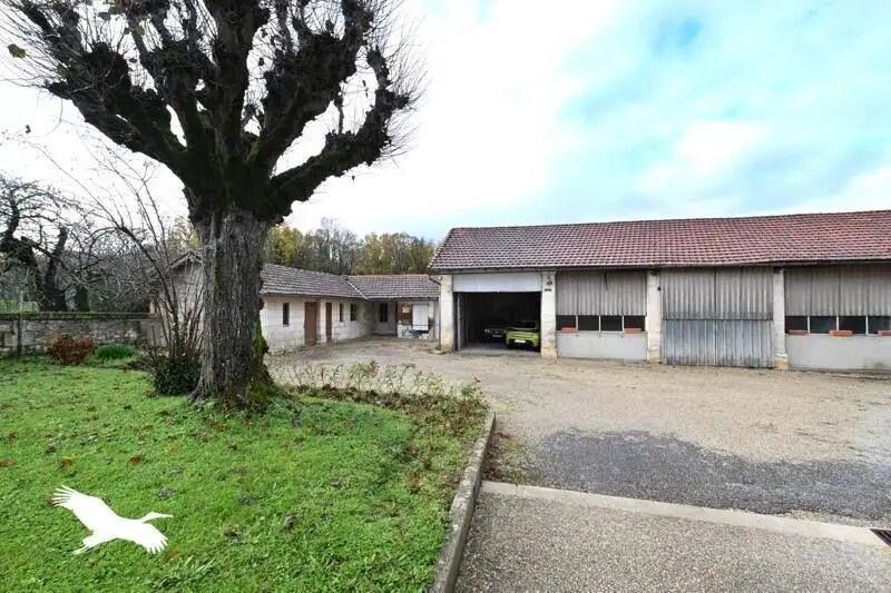 Maison à vendre, 357m², Voeuil-et-Giget