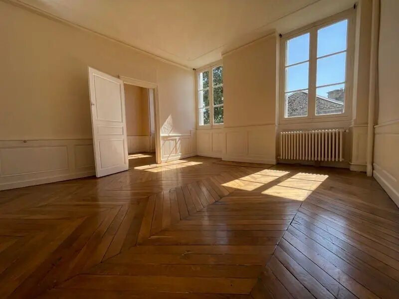 Maison à vendre, 214m², Issoudun