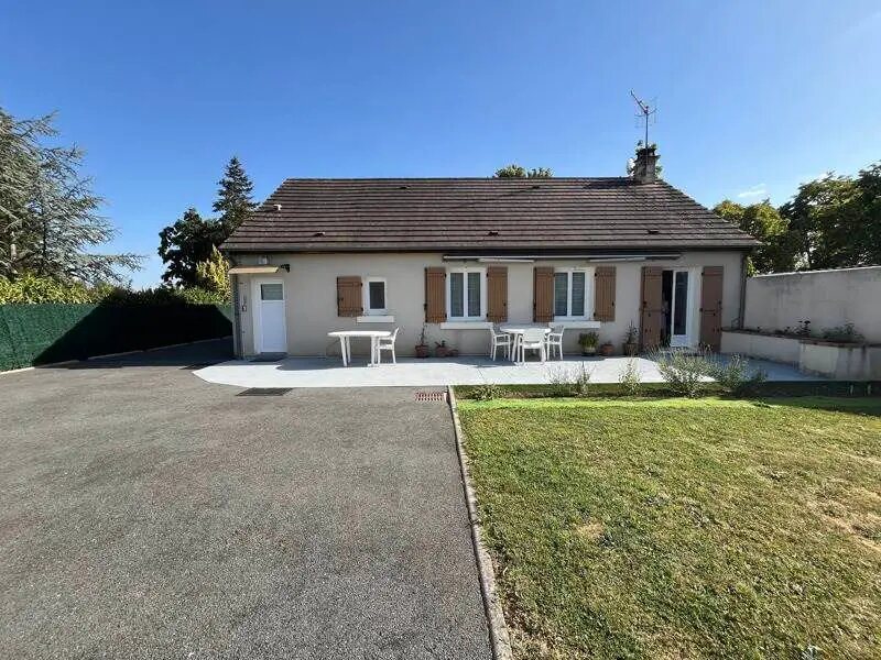 Maison à vendre, 95m², Saint-Amand-Montrond
