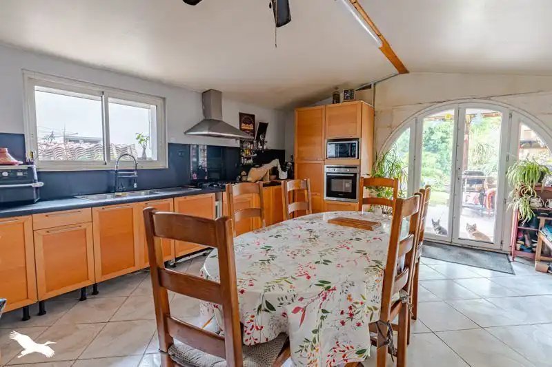 Maison à vendre, 174m², Carbon-Blanc