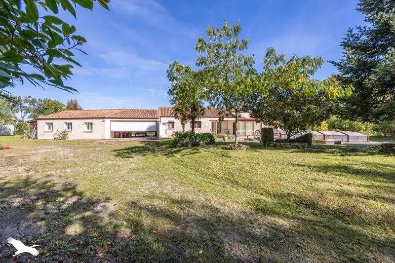 Maison à vendre, 175m², Nesmy
