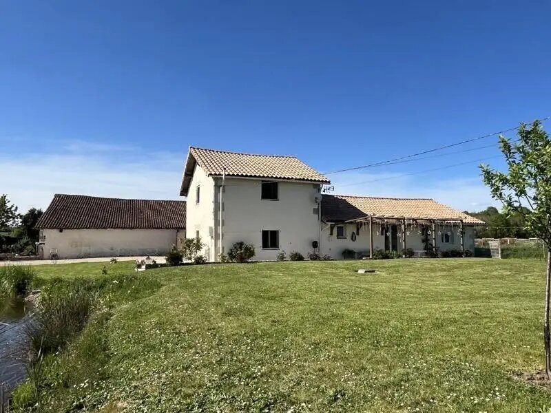 Maison à vendre, 140m², Confolens