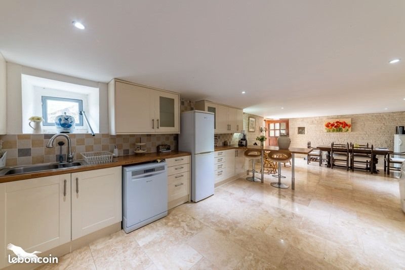 Maison à vendre, 160m², Lalbenque